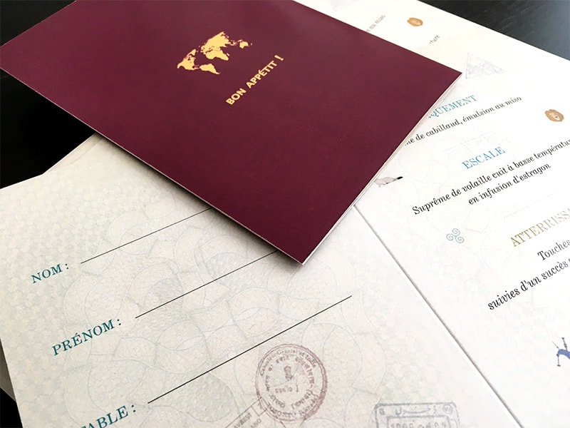 Menu passeport pour mariage thème voyage monde