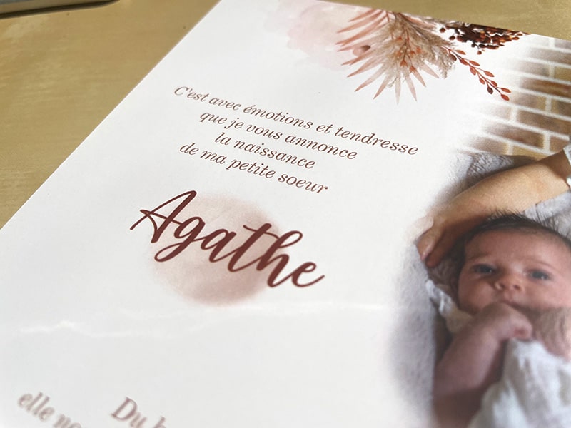 Faire-part naissance fleurs séchées bohème Agathe avec photo bébé et couronne pampas terracotta beige et nude
