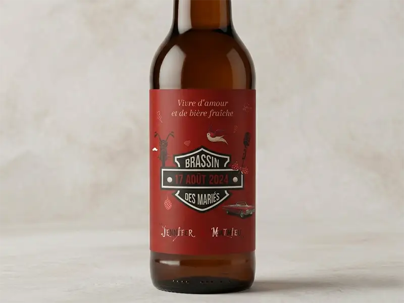 Étiquette de bière mariage personnalisée format 7x8 cm style rock'n'roll rétro rouge et noir.